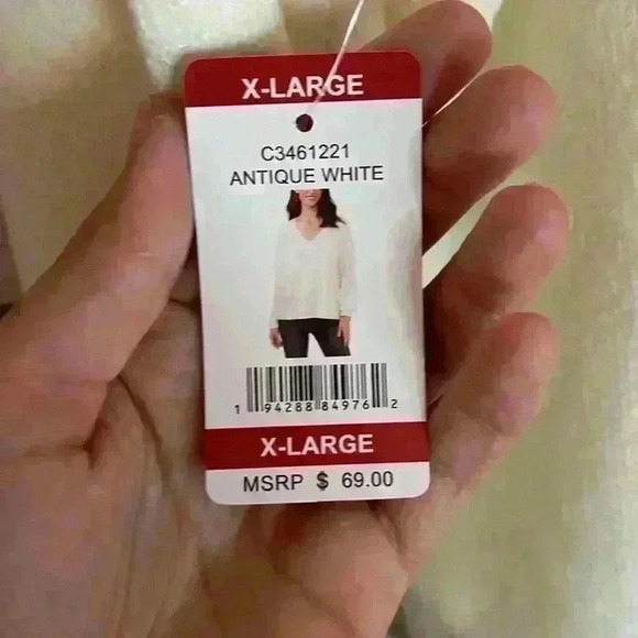 Vince Camuto Women's Long Sleeve V-Neck Sweater Antique White, Size XL - Picture 3 of 7